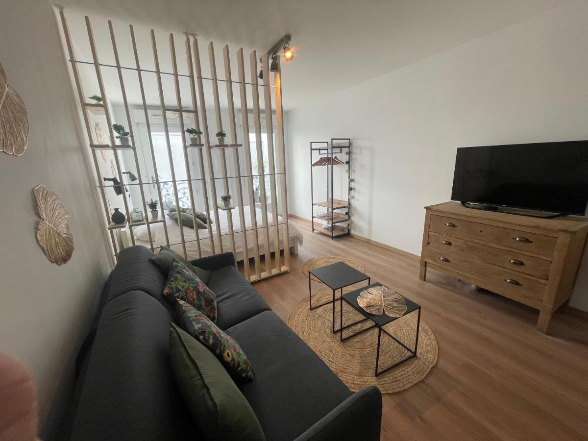 Alp Chartres - Grand Studio Avec Terrasse Et Parking 외부 사진