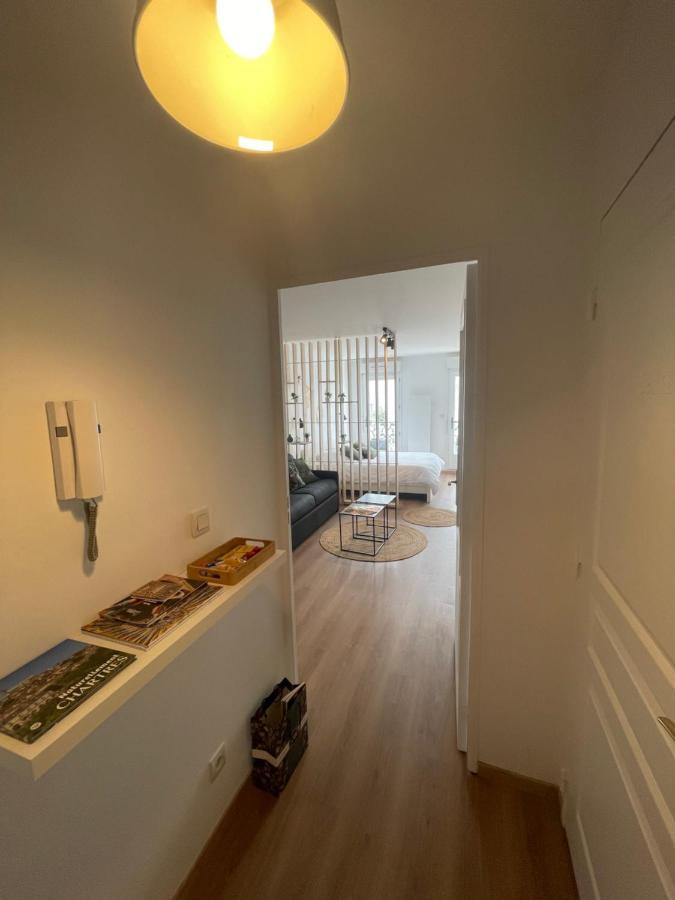 Alp Chartres - Grand Studio Avec Terrasse Et Parking 외부 사진